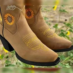 Nuheel® Woman Nuheel Sunflower Platform Boots For Women Plus Size Knee High Boots Embroidered Ethnic Style Cowboy Boots