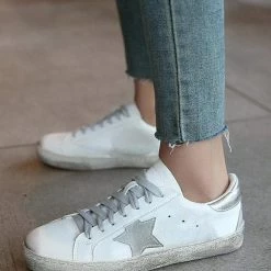Nuheel® Woman Sequins Star Design Casual Lace-Up Distressed White Sneakers