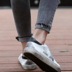 Nuheel® Woman Sequins Star Design Casual Lace-Up Distressed White Sneakers