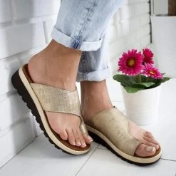 Nuheel® Woman Sandals For Women, Womens Comfy Summer Slippers For Big Toe Open Toe Casual Light Weight Flat Sandals Flip Flops