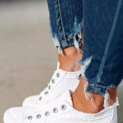 Nuheel® Woman Slip On Round Toe Flat Canvas Sneakers - White For Spring