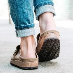 Nuheel® Womens Boston Soft Footbed Clogs Mules Suede Slip On Leather Clogs Woman