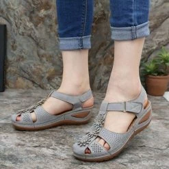 Nuheel® Woman Womens Comfortable Wedges Sandals Close-Toe Walking Flat Sandals