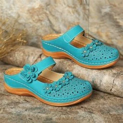 Nuheel® Women's Clogs Leather Slippers Leather Slip On Mules Flat Sandals 75 Nuheel® Women's Clogs Leather Slippers Leather Slip On Mules Flat Sandals