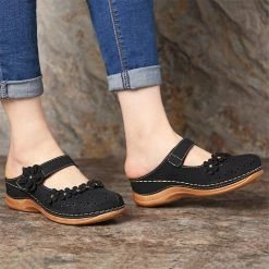 Nuheel® Women's Clogs Leather Slippers Leather Slip On Mules Flat Sandals 110 Nuheel® Women's Clogs Leather Slippers Leather Slip On Mules Flat Sandals