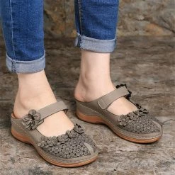 Nuheel® Women's Clogs Leather Slippers Leather Slip On Mules Flat Sandals 123 Nuheel® Women's Clogs Leather Slippers Leather Slip On Mules Flat Sandals